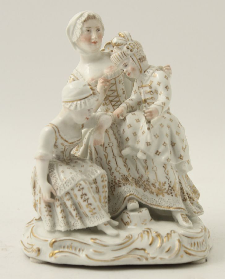 Figuriini Äiti ja tyttäret Wien 1800-luku